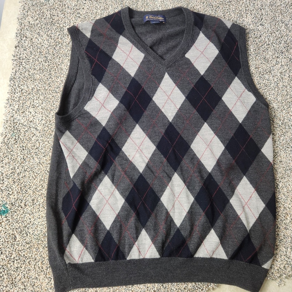 Brooks Brothers Mens Large Extra Fine Italian Merino Wool Argyle Sweater Vest